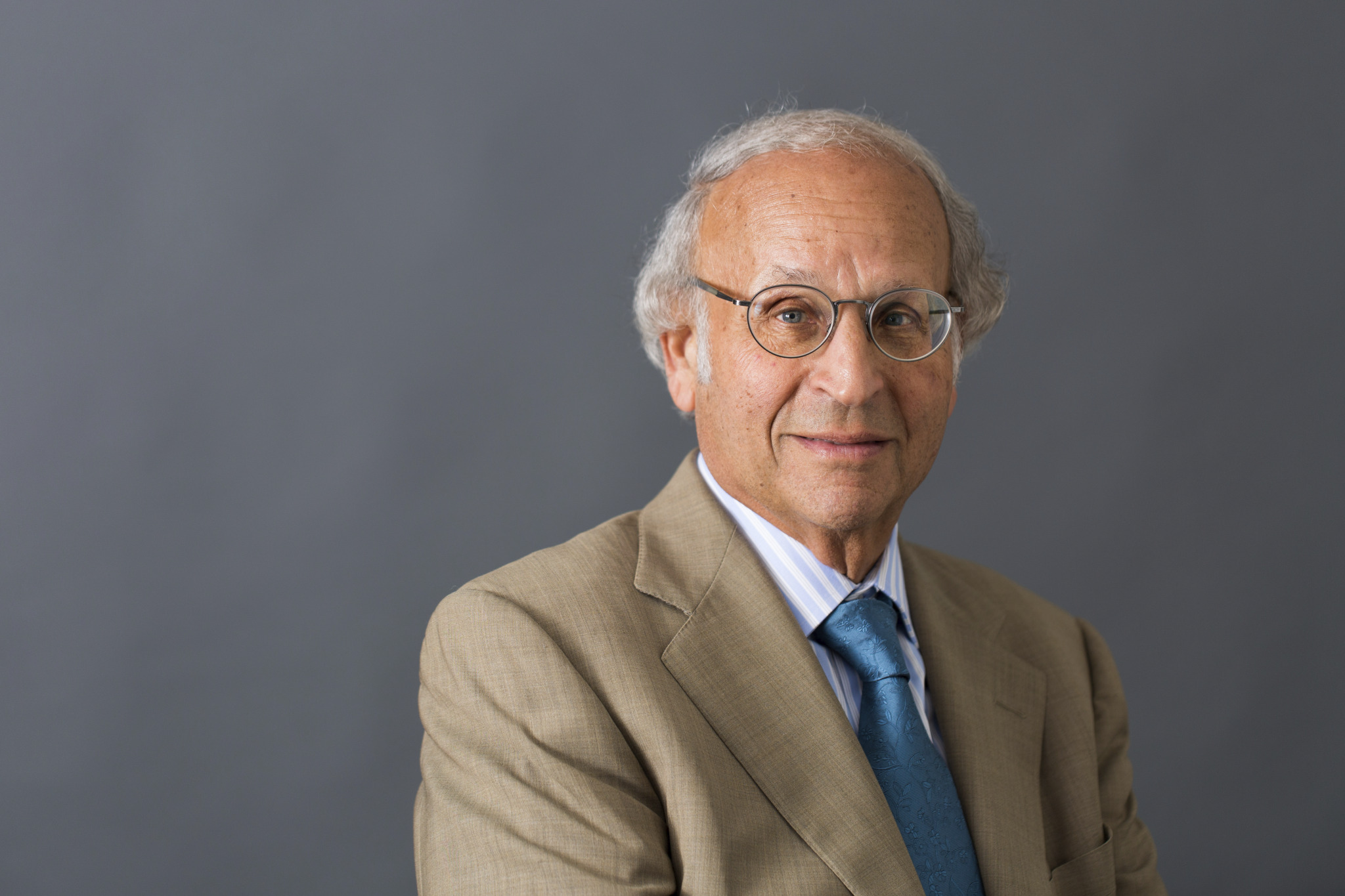 Governing in Crisis: Battling COVID-19 with the Power of Science